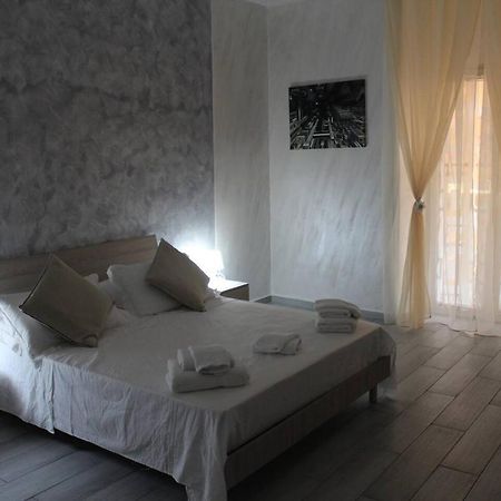 Casa Vacanza Grey Aparthotel Napoli Bagian luar foto