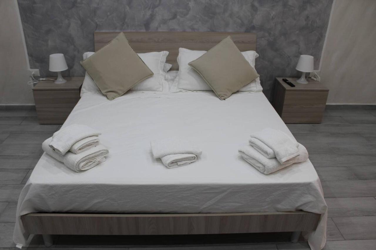 Casa Vacanza Grey Aparthotel Napoli Bagian luar foto
