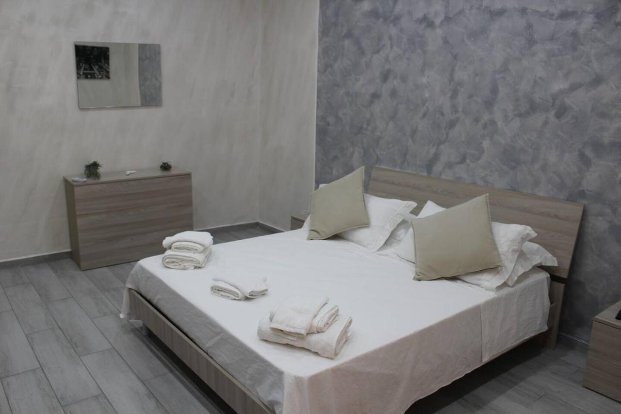 Casa Vacanza Grey Aparthotel Napoli Bagian luar foto