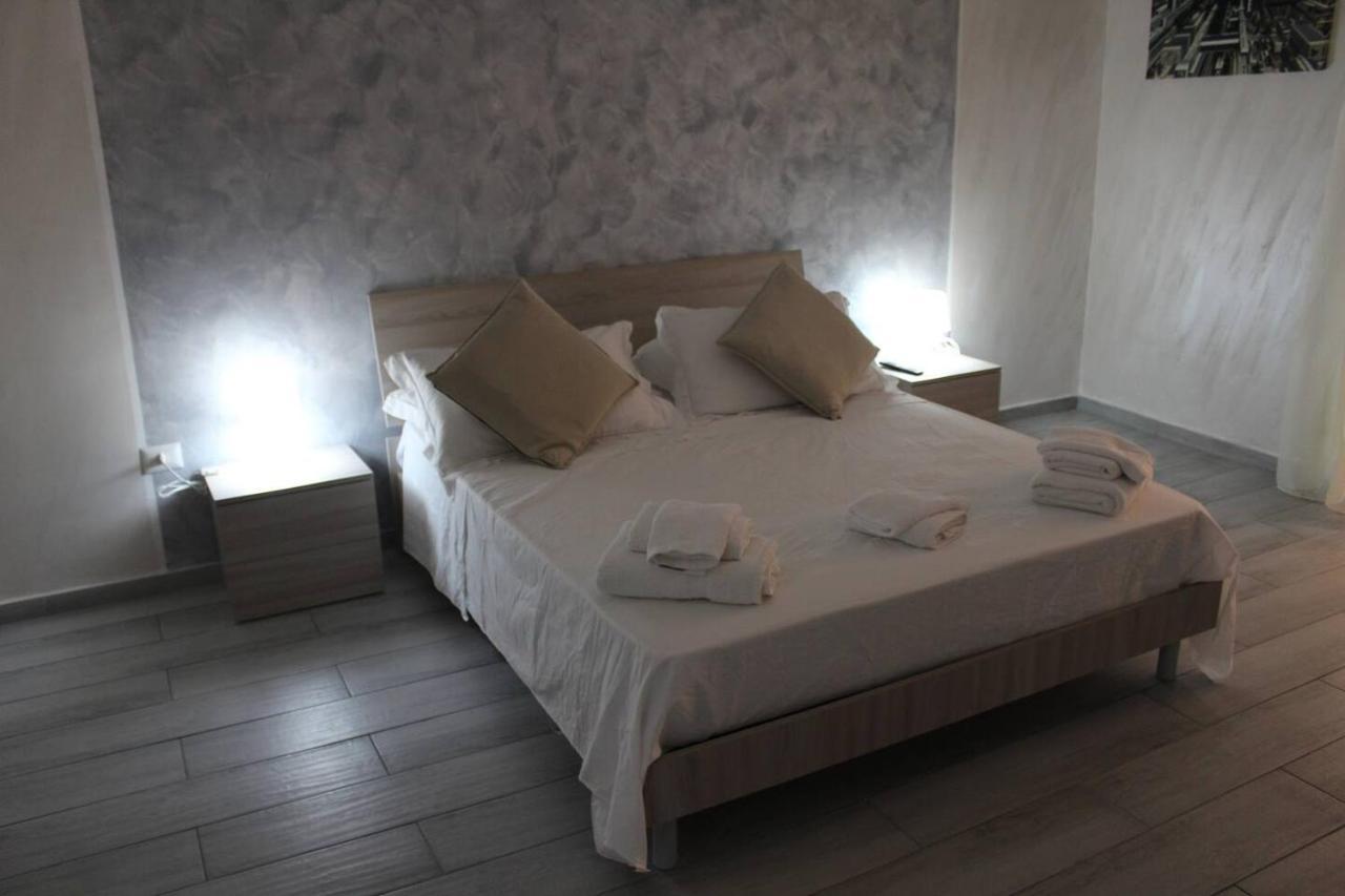 Casa Vacanza Grey Aparthotel Napoli Bagian luar foto