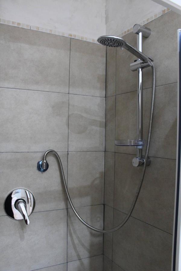 Casa Vacanza Grey Aparthotel Napoli Bagian luar foto