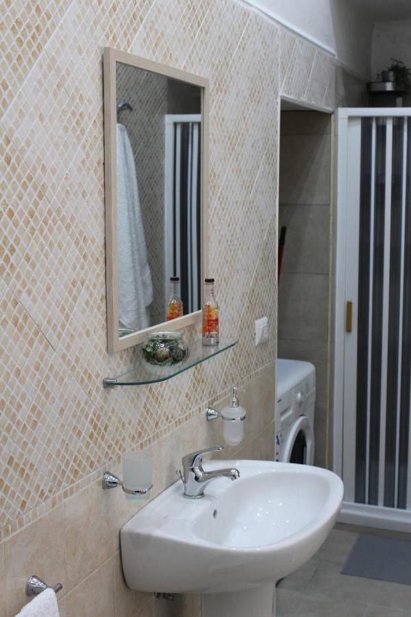 Casa Vacanza Grey Aparthotel Napoli Bagian luar foto