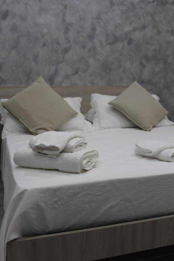 Casa Vacanza Grey Aparthotel Napoli Bagian luar foto